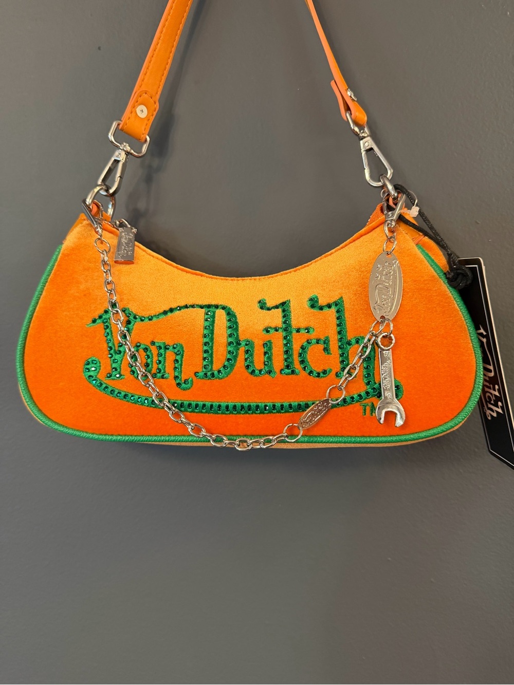 Von Dutch Orange Shoulder Bag with Green Trim and Embellishments - Picture 2 of 9